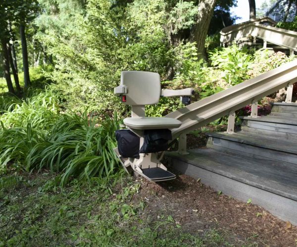 outdoor stair lift