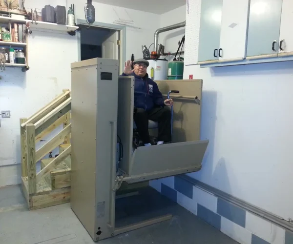 vertical platform lift